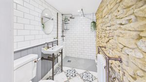 Photo 24- click for photo gallery